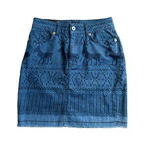 ❄️ Dolce and Gabbana Holiday Print Mini Skirt ❄️